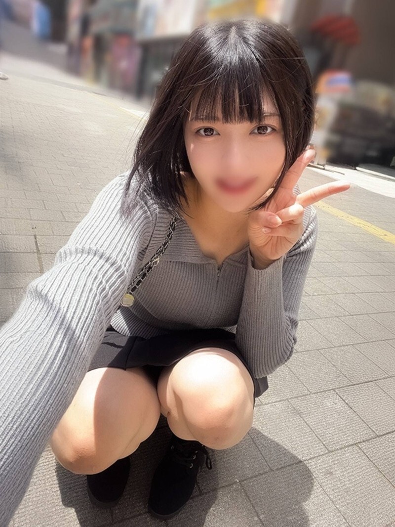 FC2-PPV-4832512 ※First time only 923pt※【Shinjuku Kosatsu】Gap Moe! Innocent but "perverted masochist" licking cute ** university student, 20 years old ⇒ teary-eyed deep throating, cock in mouth, pussy juice flood ★ Yumi ★