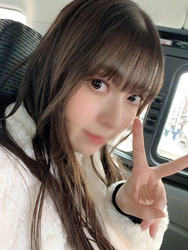 FC2-PPV-4786379 [FC2/Legendary Small Tits] *Limited Quantity* Beautiful dental hygienist (23) with only one sexual partner. When I sucked on her light pink, super sensitive nipples, her slit flooded with naughty juices (Suzu)